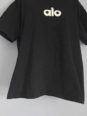 Alo Yoga Shirt